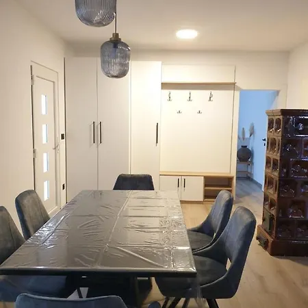 Vibo - Parking And Grill Apartment